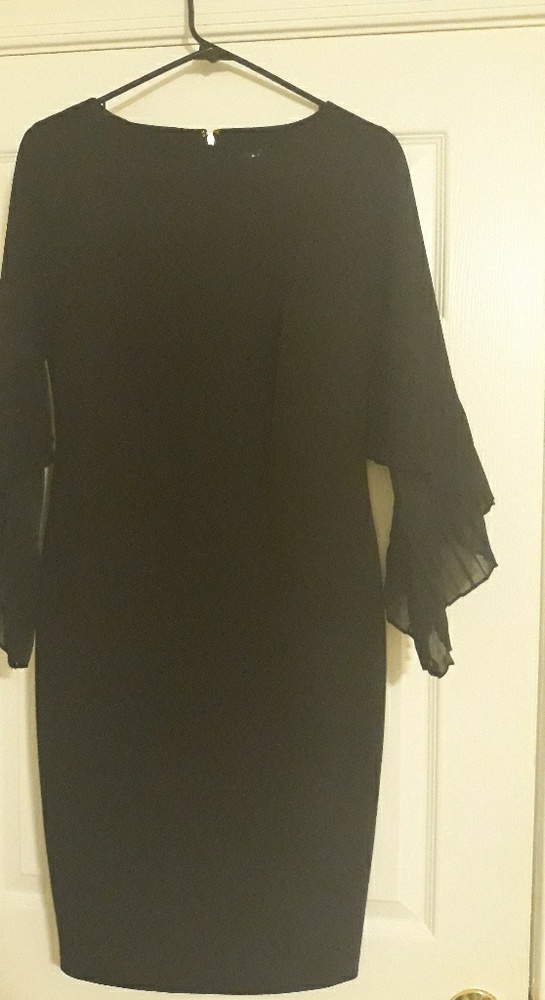 Black Elegant ruffle sleeves dress